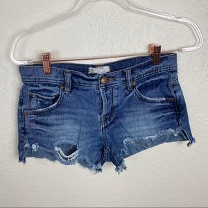 Free People Distressed shortie shorts size 24